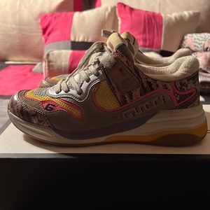 Gucci sneakers
